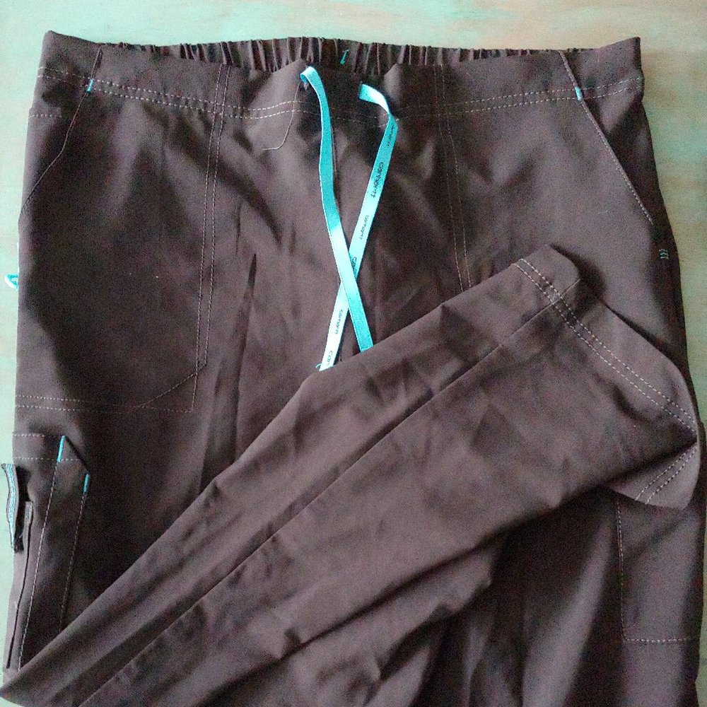 Carhartt Black Scrub Pants - L Petite + Hunter Green LP